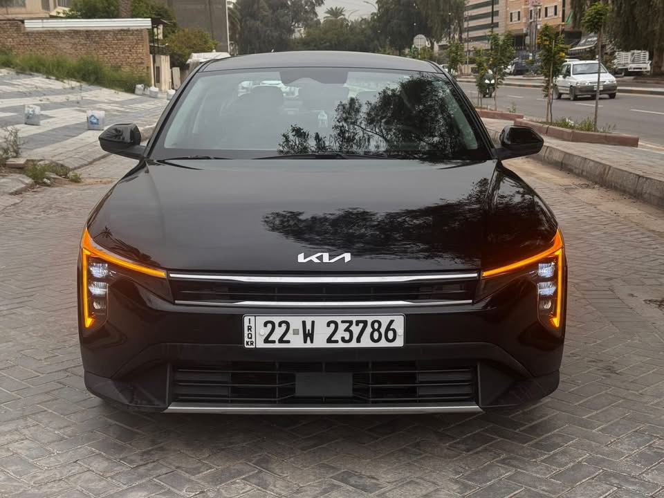 هيونداي (Hyundai) إلنترا (Elantra) 2025