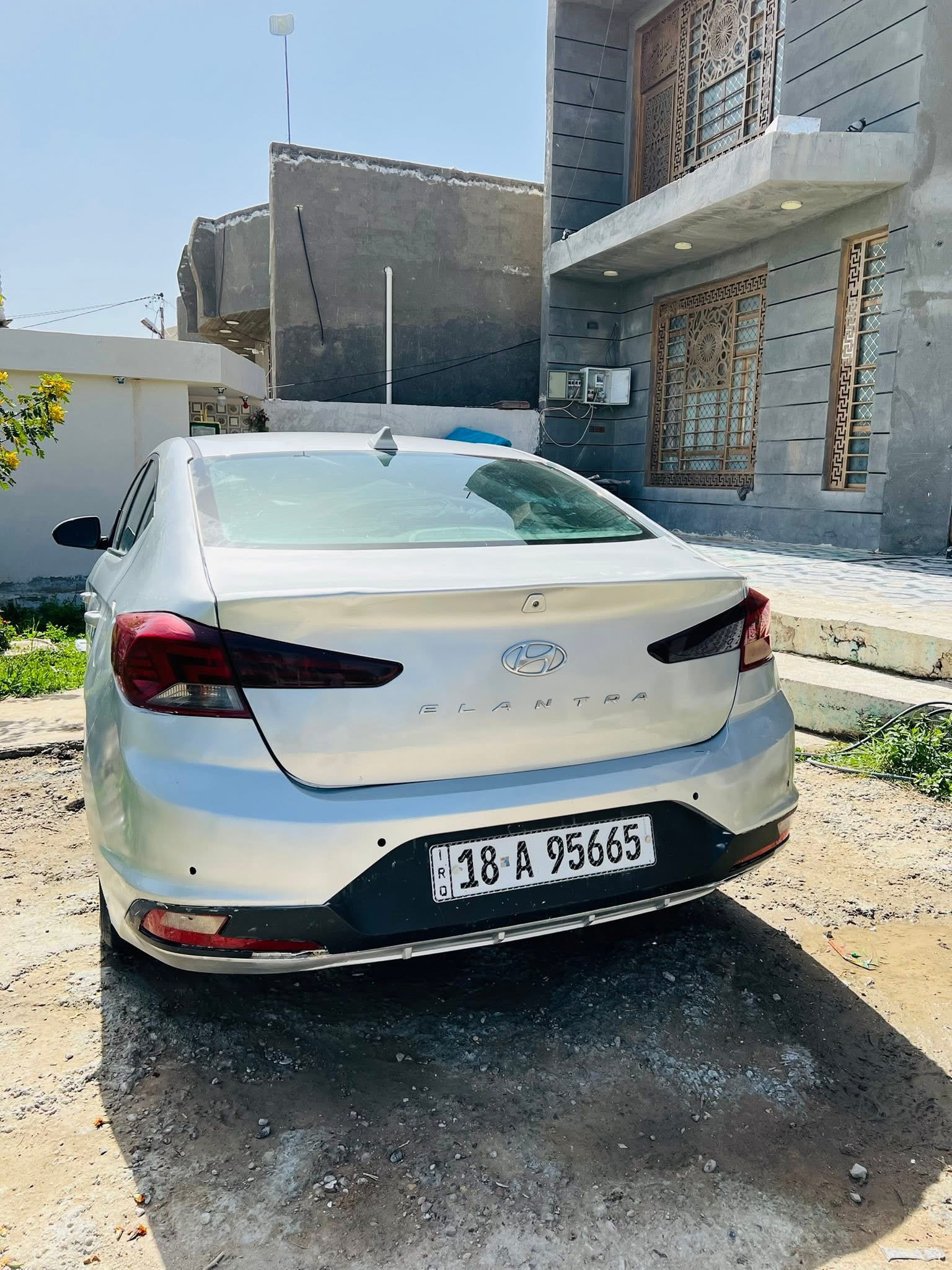 هيونداي (Hyundai) إلنترا (Elantra) 2017