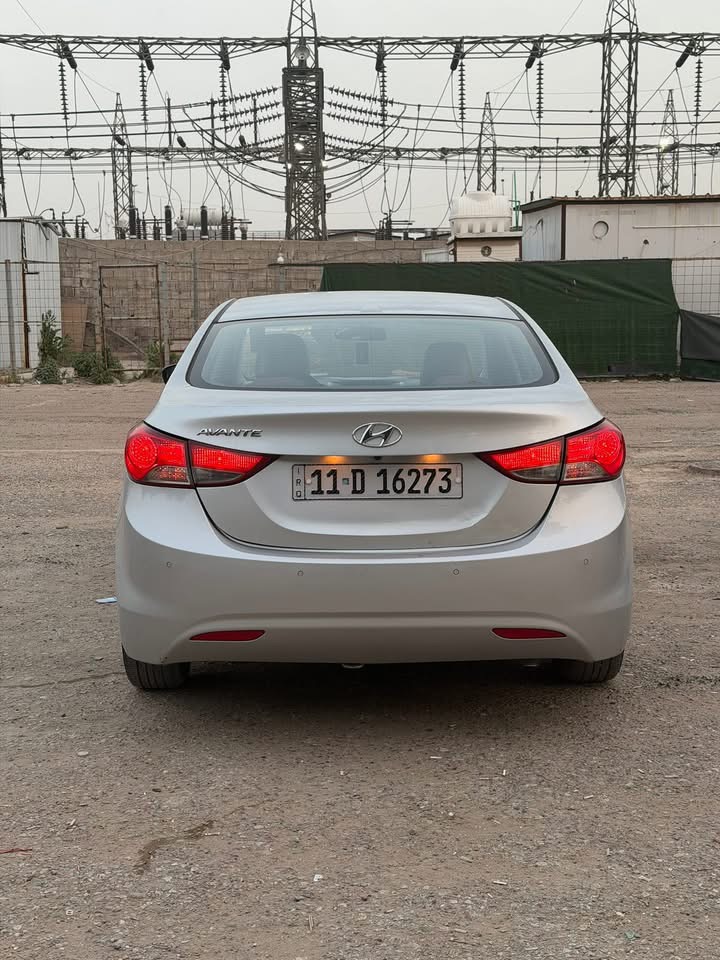 هيونداي (Hyundai) إلنترا (Elantra) 2014