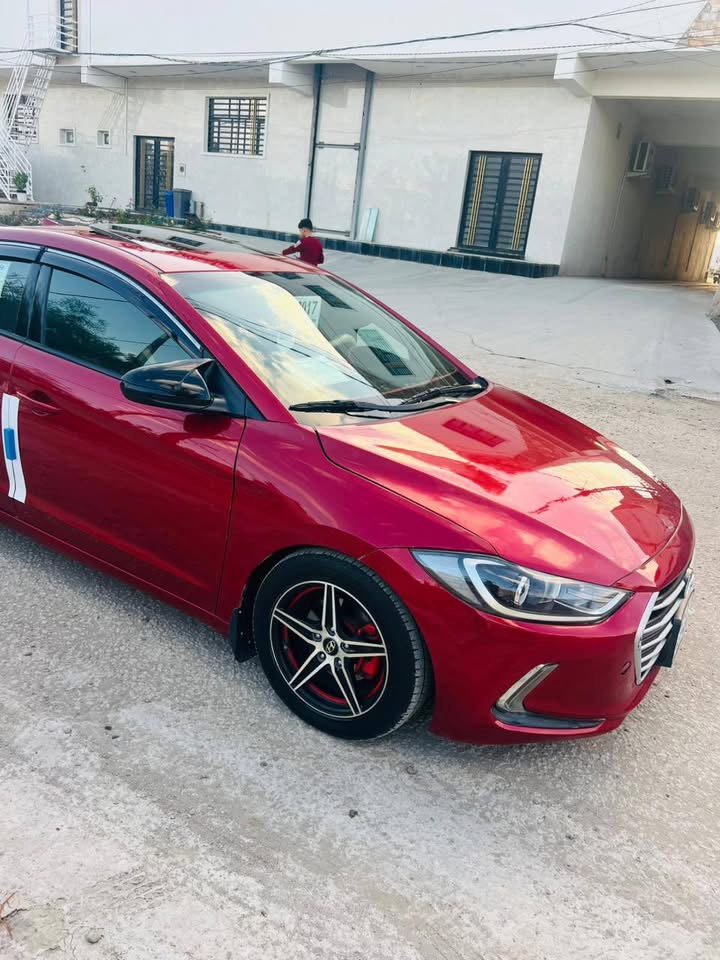 هيونداي (Hyundai) إلنترا (Elantra) 2017