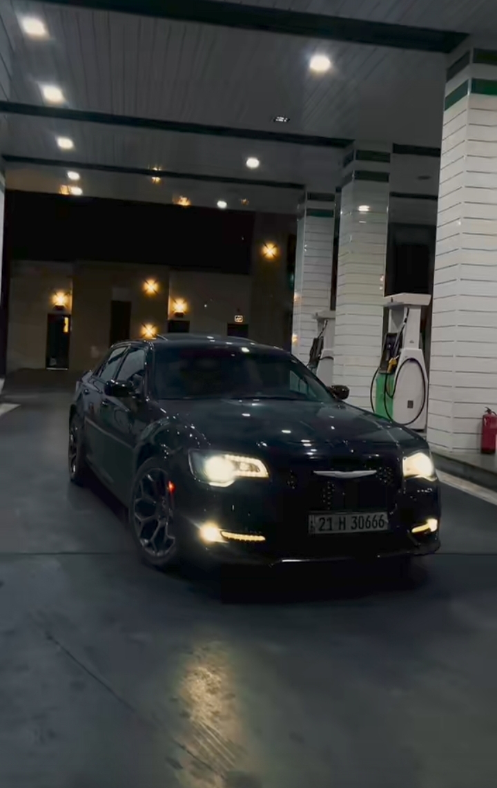 كرايسلر (Chrysler) 300 (300) 2018