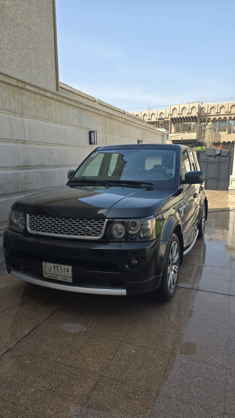 لاند روفر (land Rover) رينج روفر سبورت (Range Rover Sport) 2011